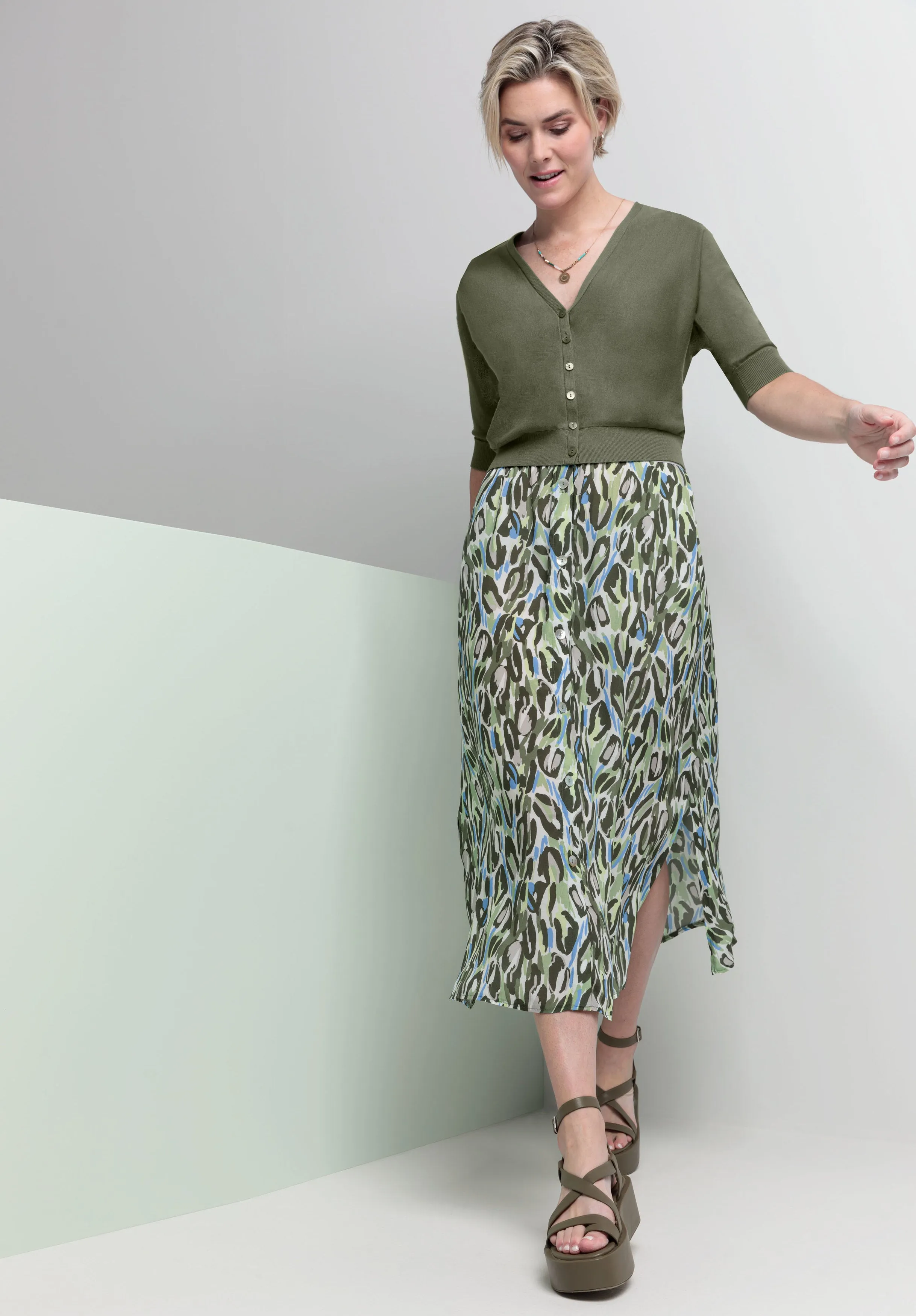 Button Through Skirt - Kina