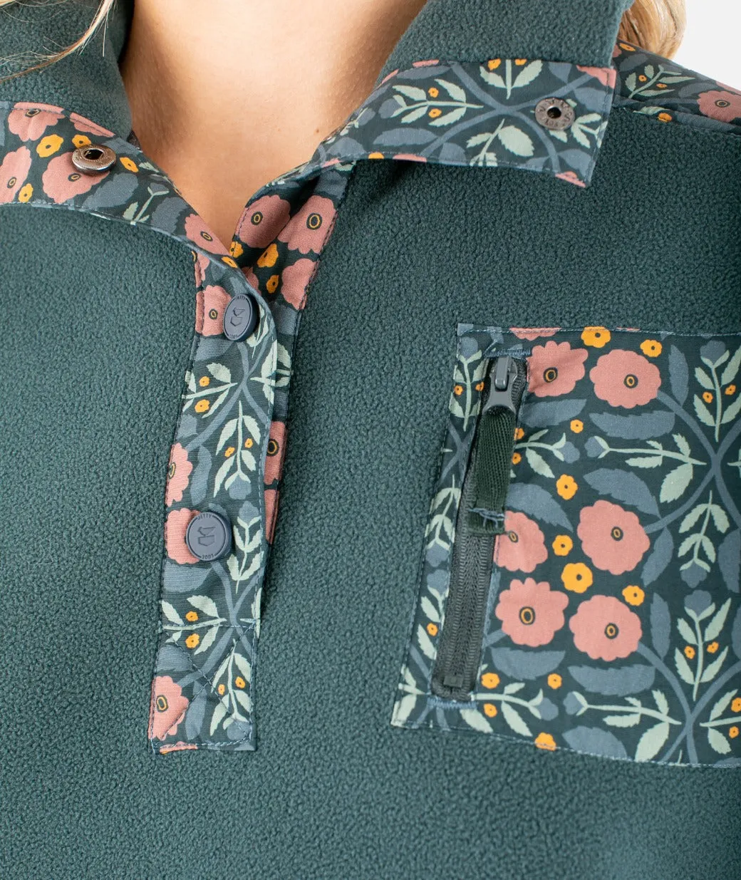 Jetty Juniper Women's Fleece Top