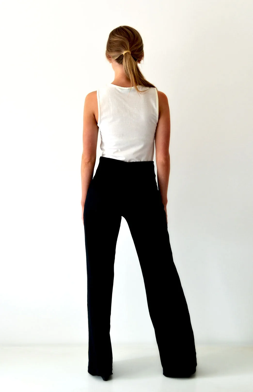 Sleeveless Scoop Top - Jersey
